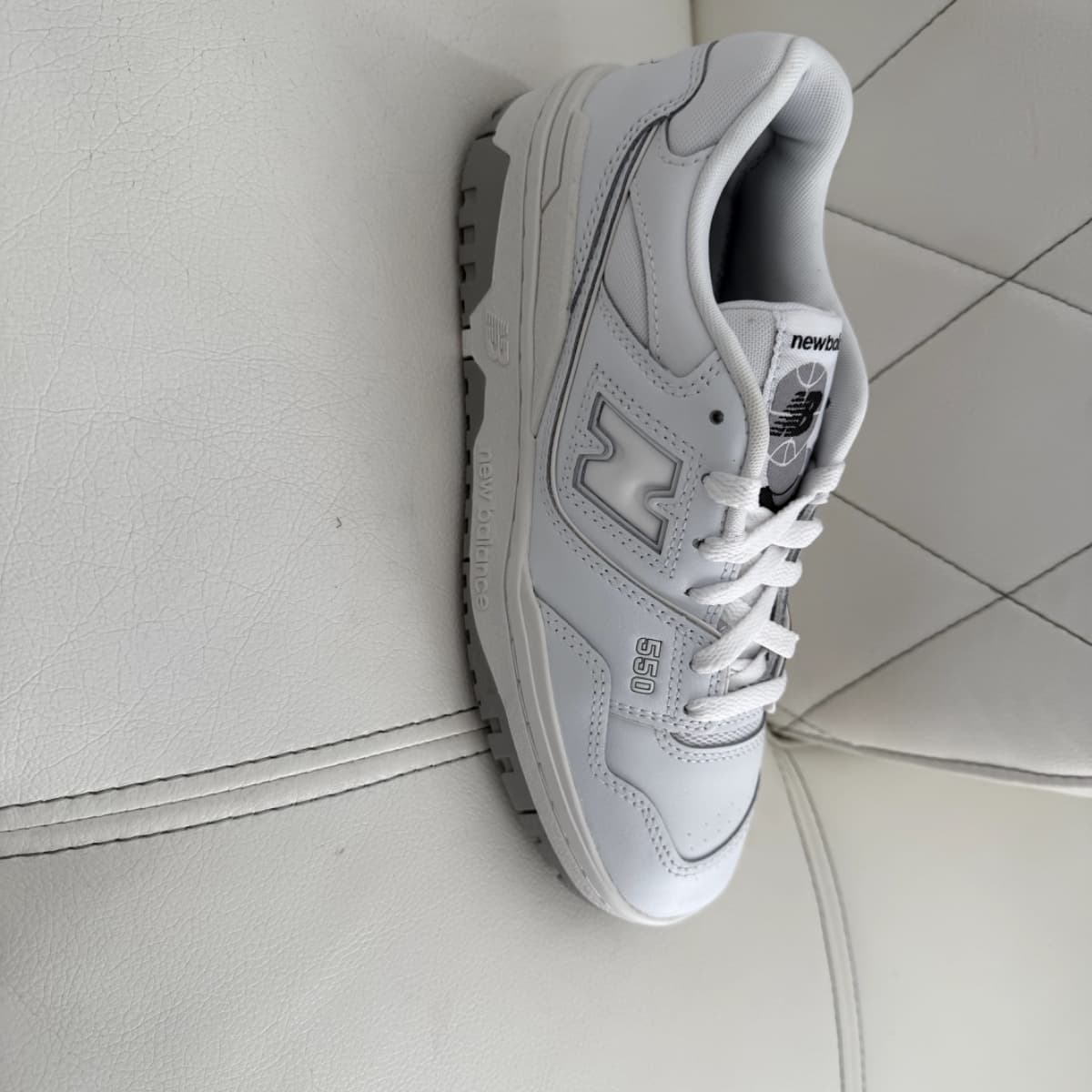 NEW BALANCE # 37 1/2